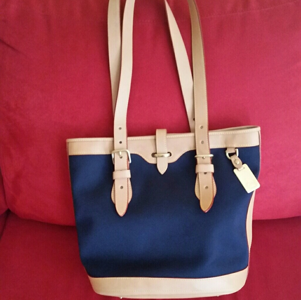 Dooney and Bourke Cabriolete Purse